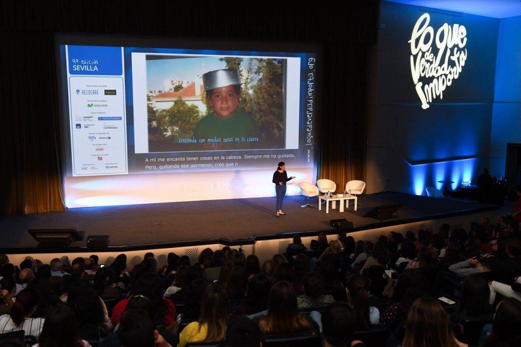 Alexia en Sevilla en Congreso Lo que de verdad Importa