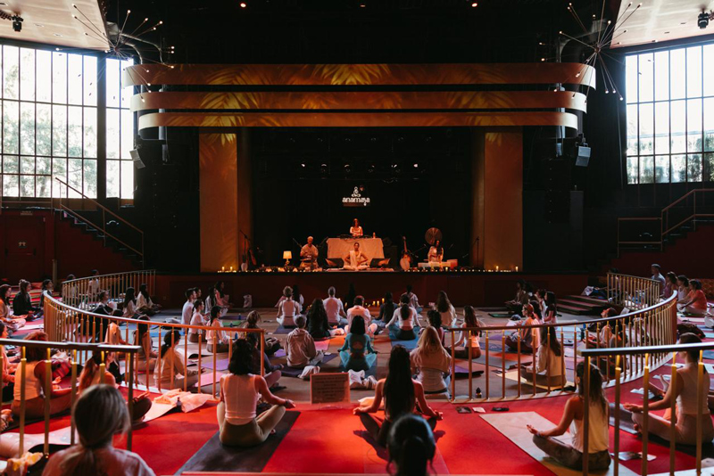 Anamaya, yoga solidario para Khanimambo